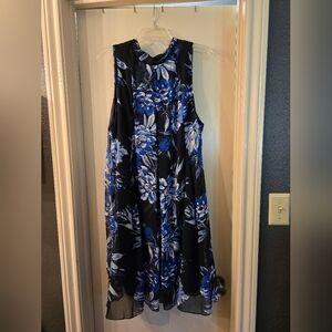 Signature by Robbie Bee Blue Floral Mini Dress